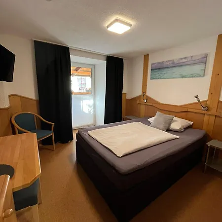 Guest house Maintal 3*